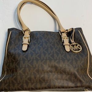 Michael Kors purse
